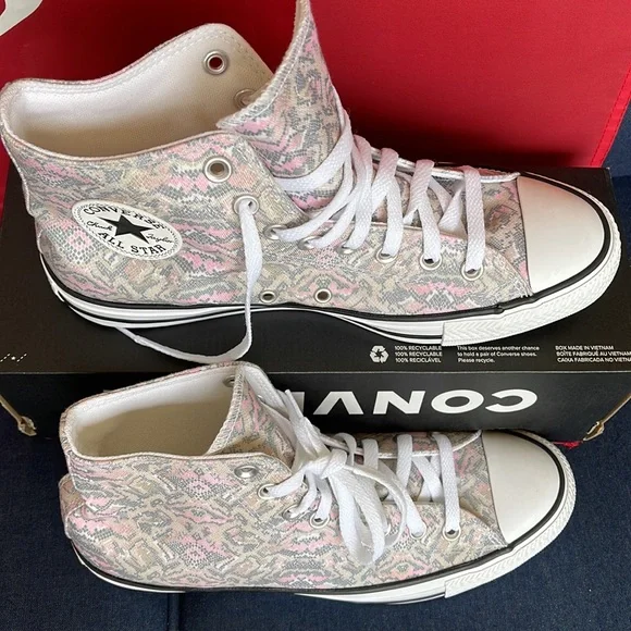 Converse 571162F
CTAS HI
PALE PUTTY/LIMESTONE GREY
WMNS sneakers - athletic shoe - Picture 3 of 16